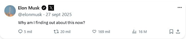 TORONTO, ON - December 23  - Real estate signage in Toronto, December 23, 2024. Andrew Francis Wallace/Toronto Star        (Andrew Francis Wallace/Toronto Star via Getty Images)