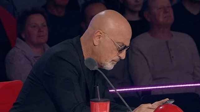 TORONTO, ON - December 23  - Real estate signage in Toronto, December 23, 2024. Andrew Francis Wallace/Toronto Star        (Andrew Francis Wallace/Toronto Star via Getty Images)